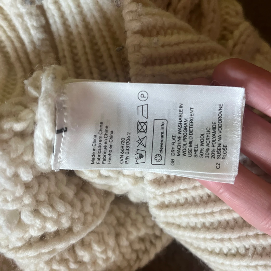 Vit stickad tröja från H&M - 3