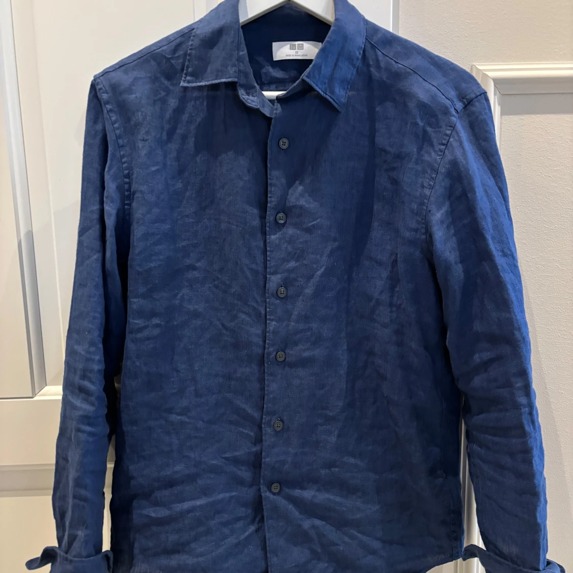 Blå linneskjorta - 92