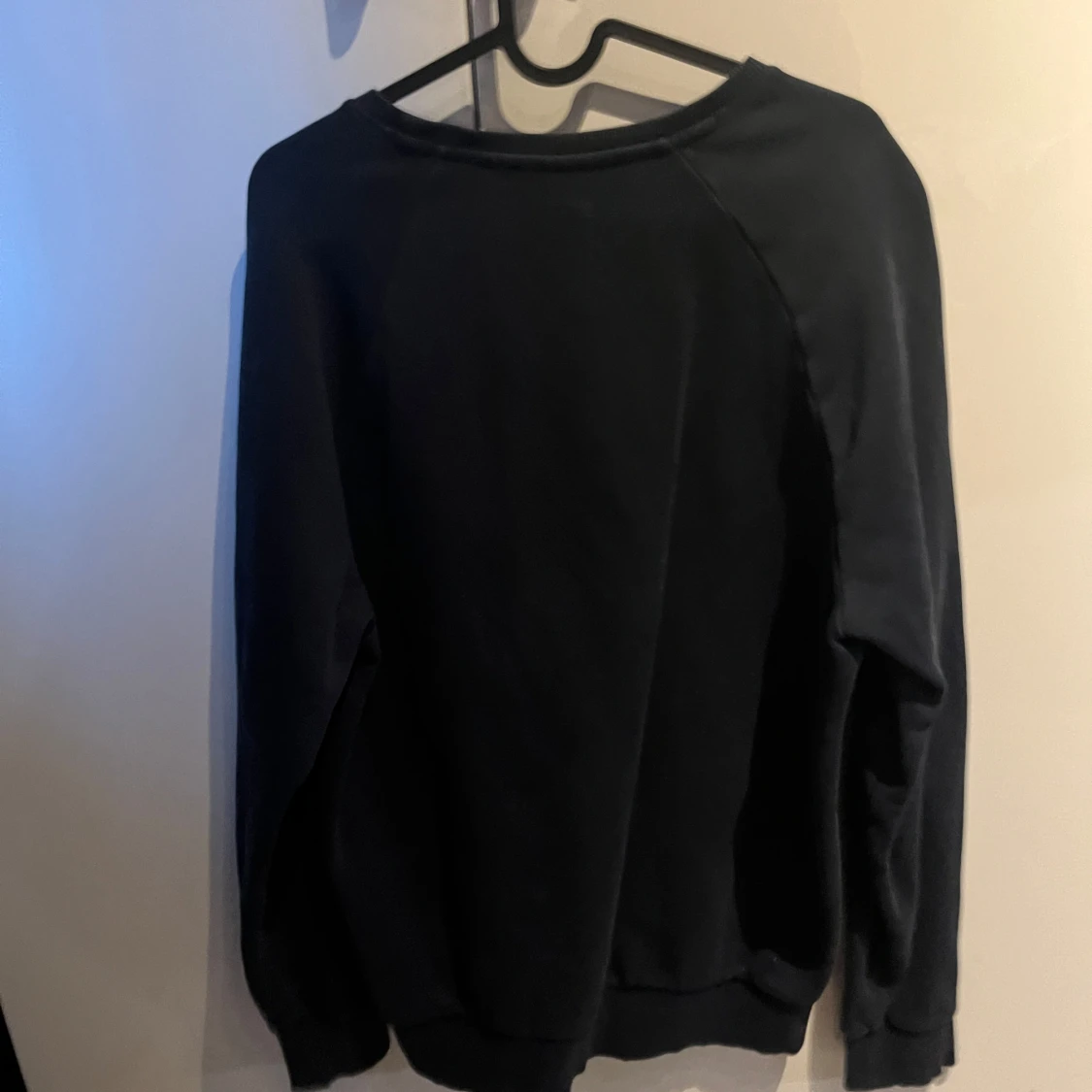 Svart tröja från Peak Performance - 90