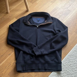 Gant halvzip - Köpt på Gants hemsida. Skick 9/10