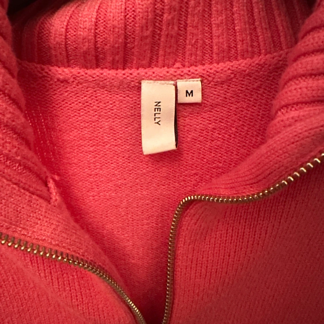 Rosa stickad kofta från Nelly - 92