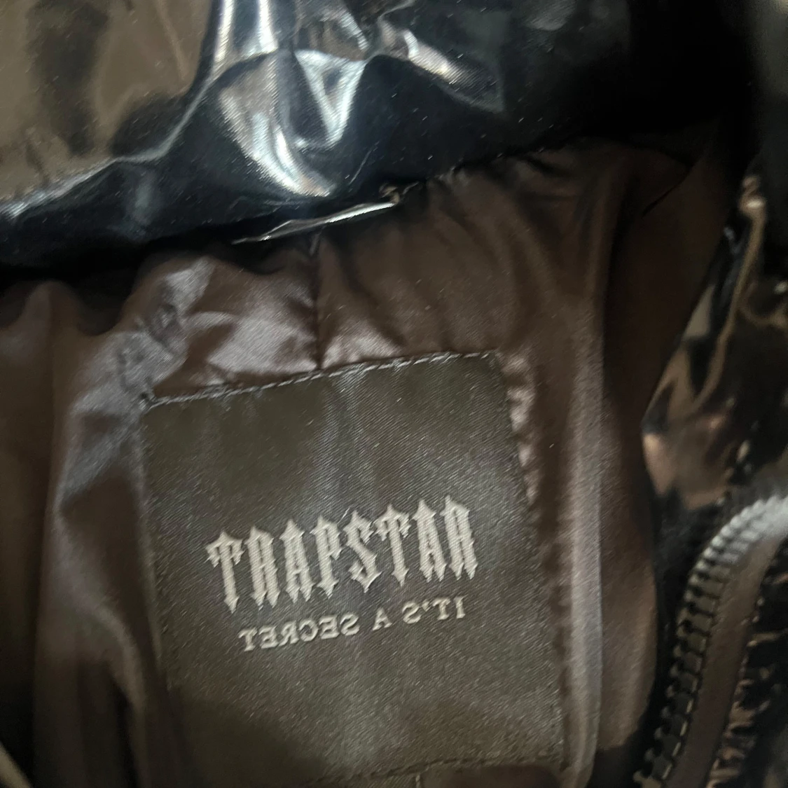 Svart pufferjacka från Trapstar - 91