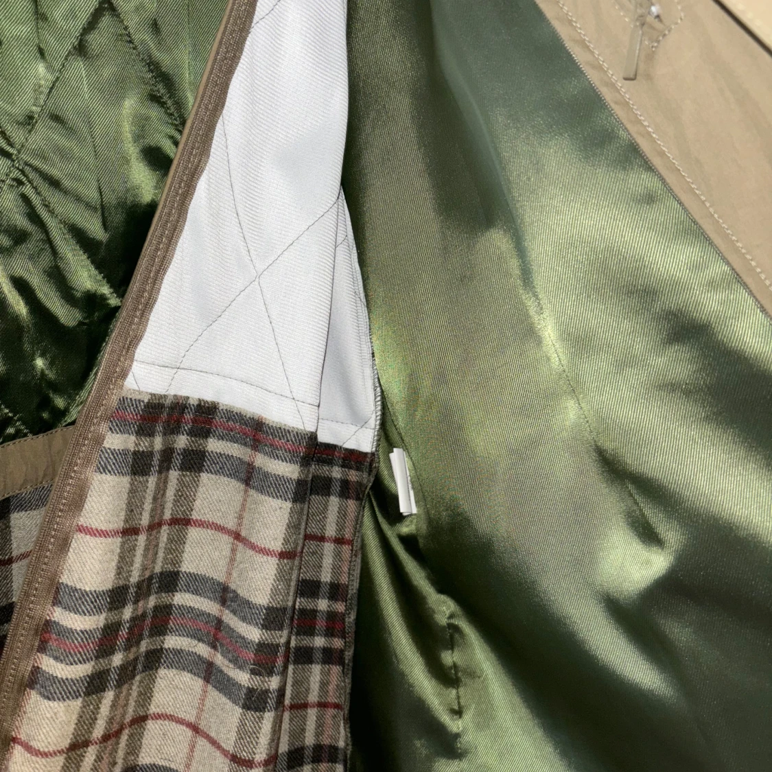 Beige trenchcoat med quiltad insida (Melka classic) - 91