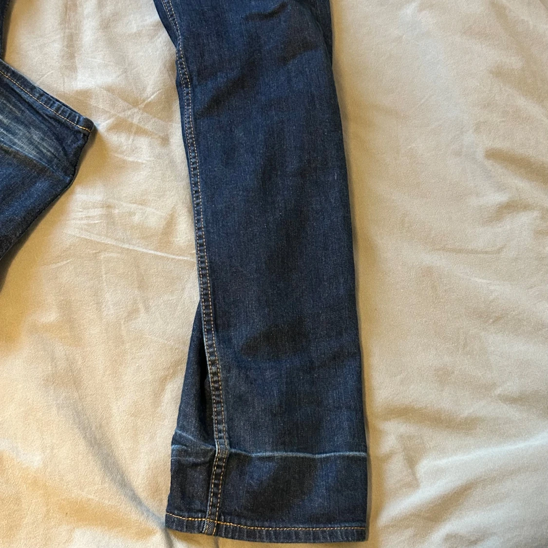 Mörkblå jeansbyxor - 4