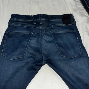 Blå jeans från Replay - Feta sparsamt använda Replay pris kan diskuteras