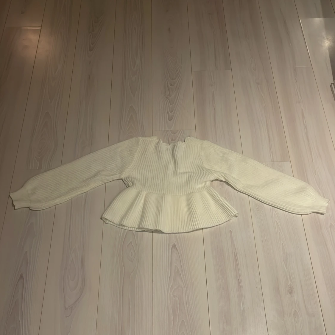 Vit stickad tröja från Shein - 1