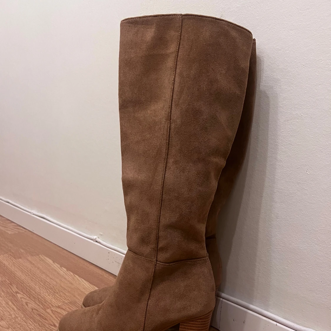 Bruna mockastövlar med klack - 90