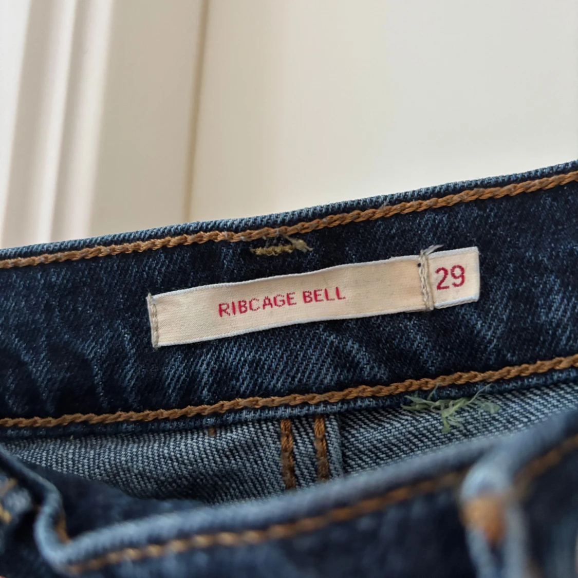 Levi's Ribcage Bell Jeans - 92