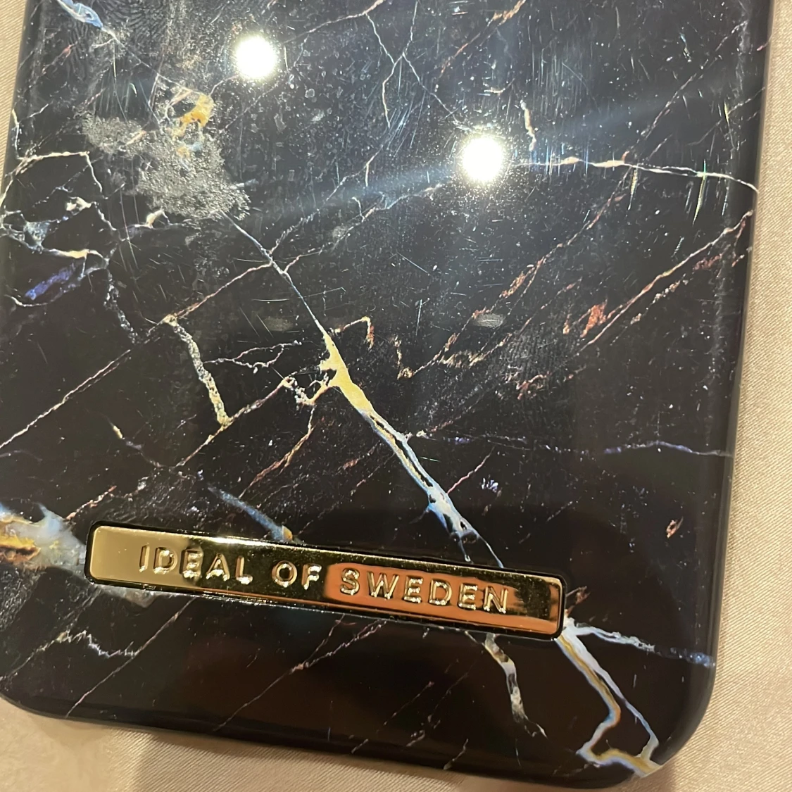 Svart mobilskal från Ideal of Sweden - 92