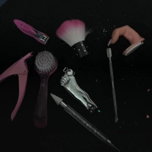 Nagel artiklar  - Väldigt bra saker