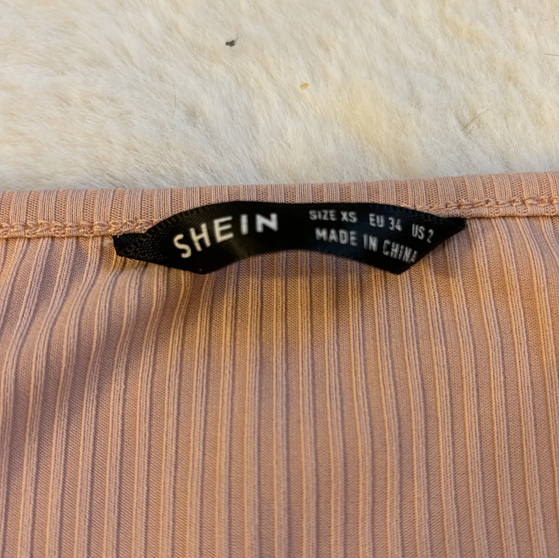 Rosa ribbad topp från Shein - 92