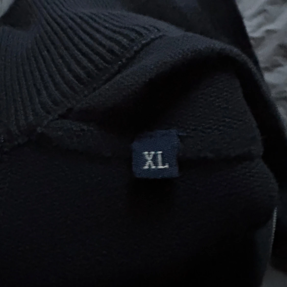 Mörkblå tröja med halfzip från Berkeley - 92