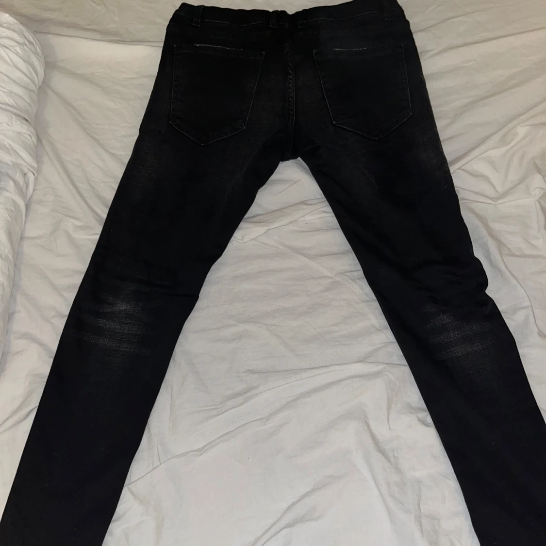Svarta dsquared2 jeans - 1