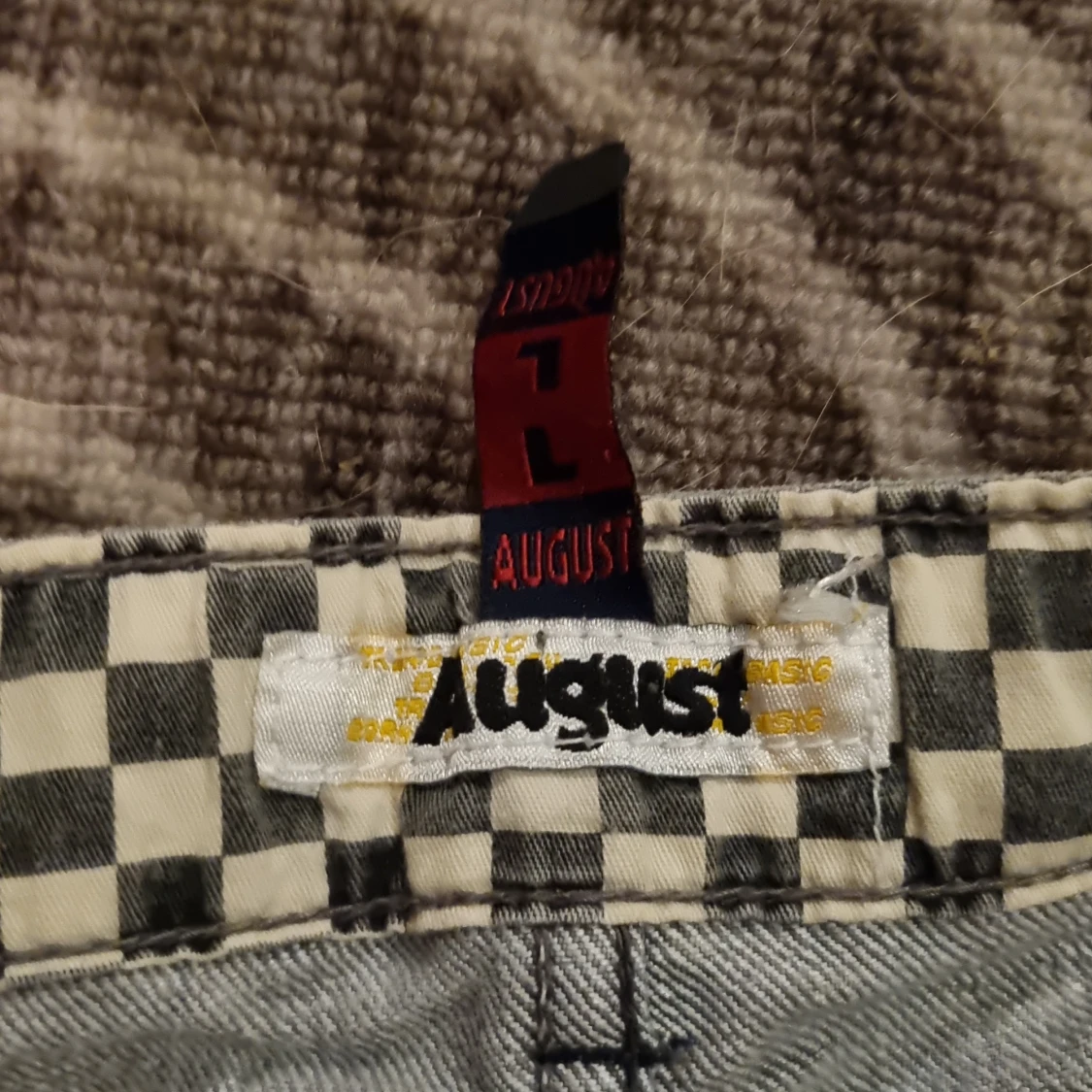 Grå jeansshorts från August Jeans - 2