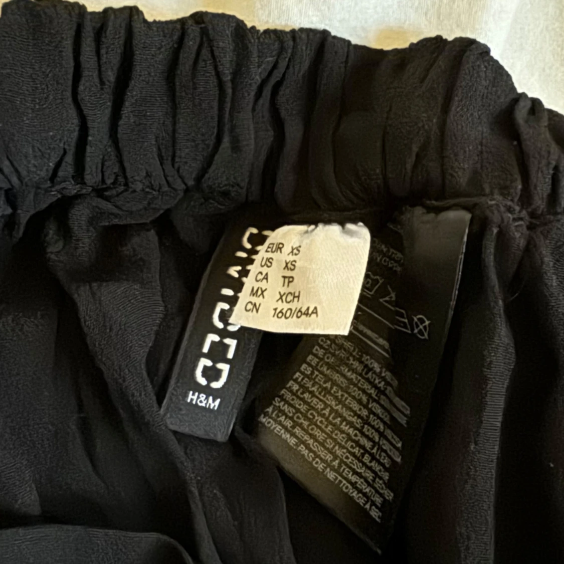 Svart långkjol från H&M - 1