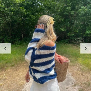 Design by si - Mysig stickad tröja från design by si🩷