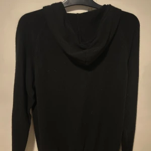 Davida Cashemere  - Davida Cashemere Zip , använd fåtal gånger                                                  Storlek M