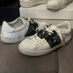 Valentinos  - Utan Katrtong och kvitto