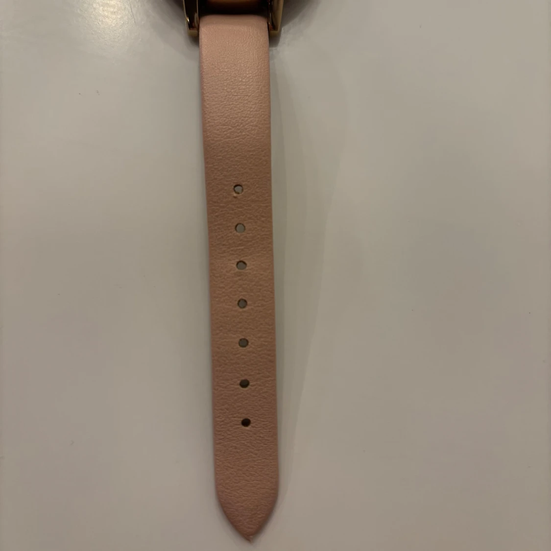 Elegant klocka med rosa armband - 2