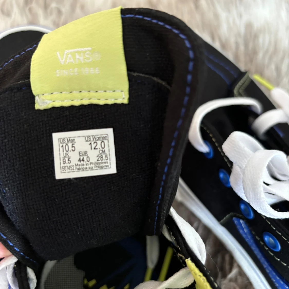 Svarta Vans sneakers med limegrön insida - 90