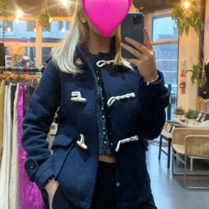 Höstkappa i S - Höstjacka i fint skick, köpt second hand i London Strl. S 400kr