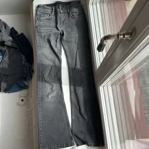 Ryvls jeans  - Ett par jätte fina Jeans inte använt så mycket och är i jätte bra skick 