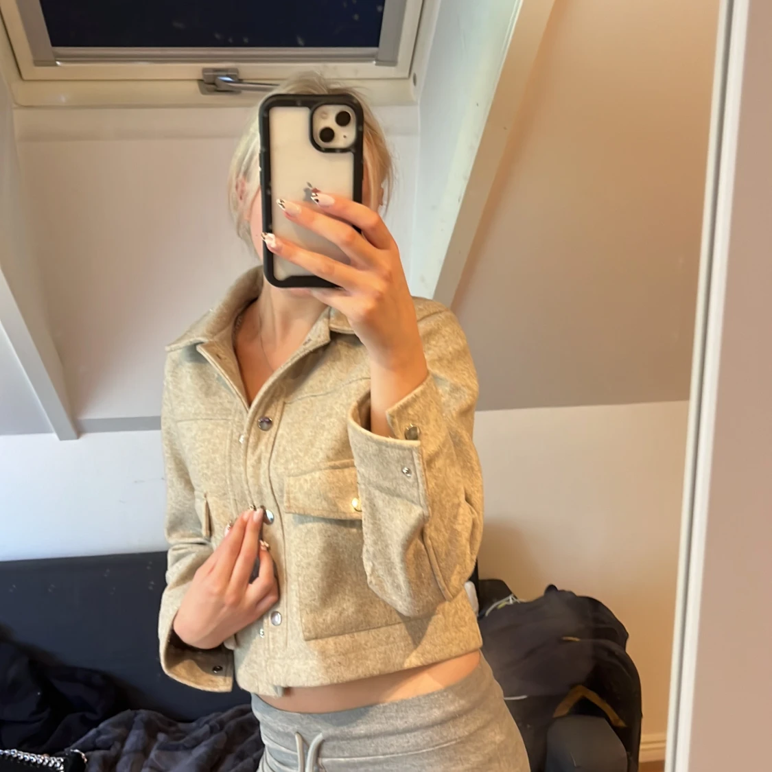 Grå ulljacka från Zara - 90