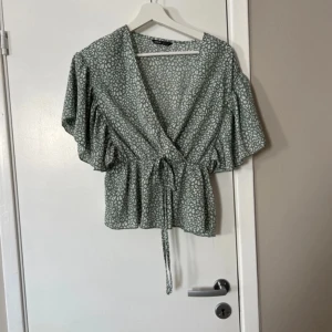 Blus xs - Använd 2 gånger.