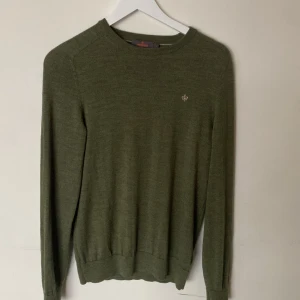 Morris tröja  - Morris merinoull tröja | skick 9,5/10 | storlek m | nypris 1280kr vårat pris 499 |  skriv vid frågor eller funderingar 