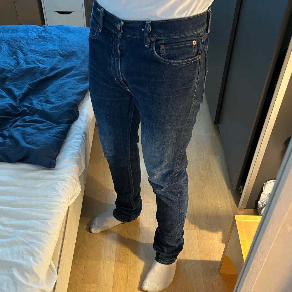 | Riktigt snygga och unika jeans från RL | | Modellen är 187 cm, 83 kg. Måtten finns | | Ovanliga och går ej att köpa längre |  | Vid ytterligare intresse - Dm |  | 🤝⭐️|. Jeans & Byxor.