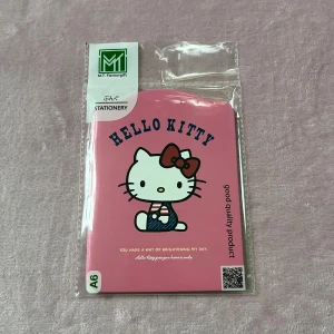 Hello Kitty bok - Hello Kitty skrivblock ifrån Sanrio , helt ny💕