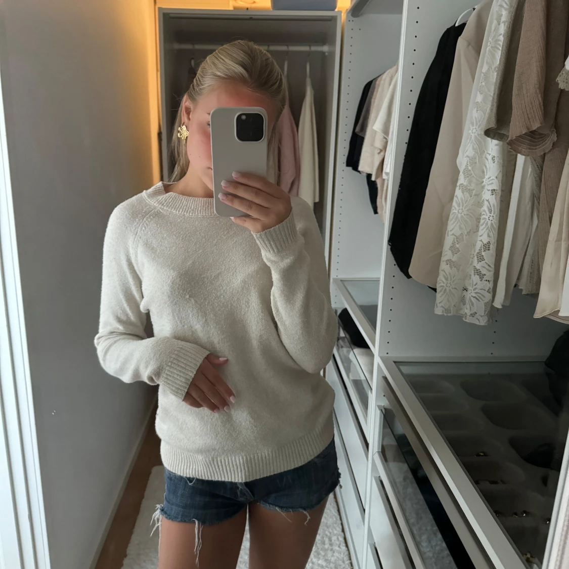 Vit stickad tröja - 90