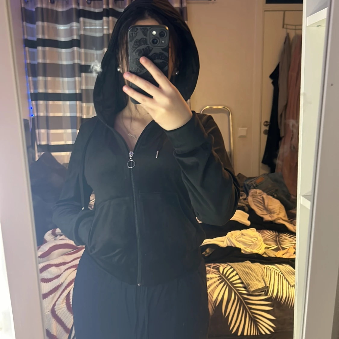 fin enkel velour kofta🖤 - 90