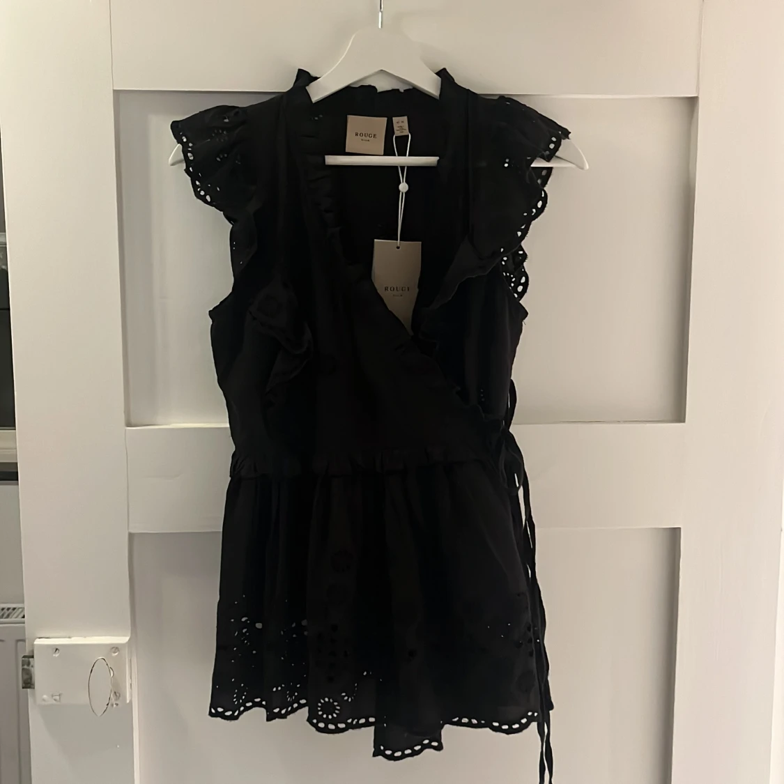 Svart omlottblus från VILA - 90