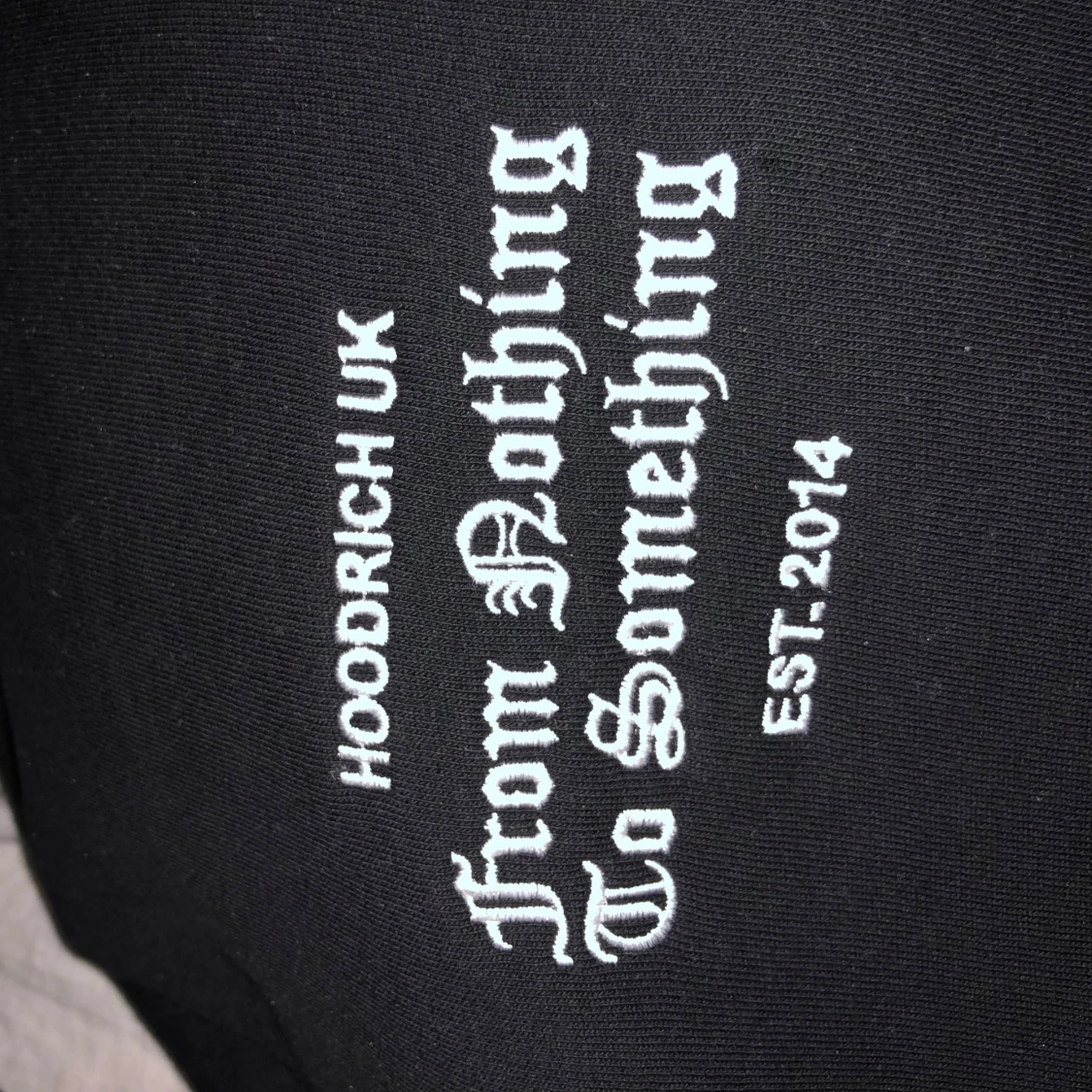 Svart hoodie  från Hoodrich UK - 91