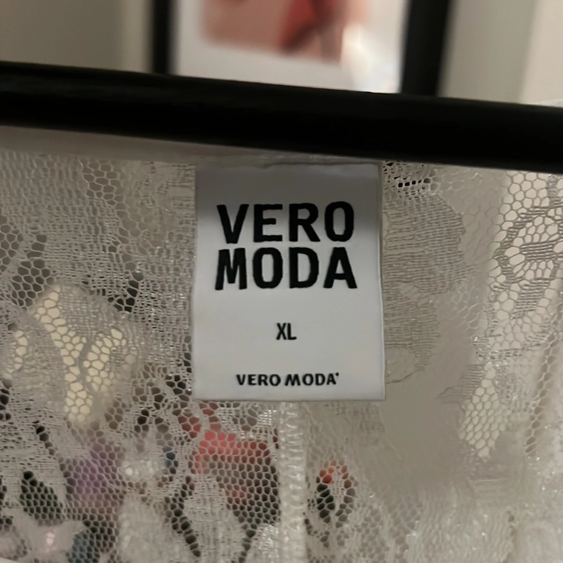 Vit spetsklänning från Vero Moda - 2