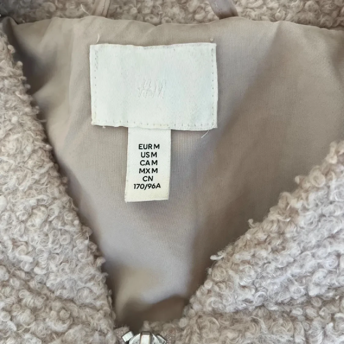 Beige teddyjacka från H&M - 92