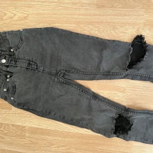 Jeans S - Använda men i bra skick!