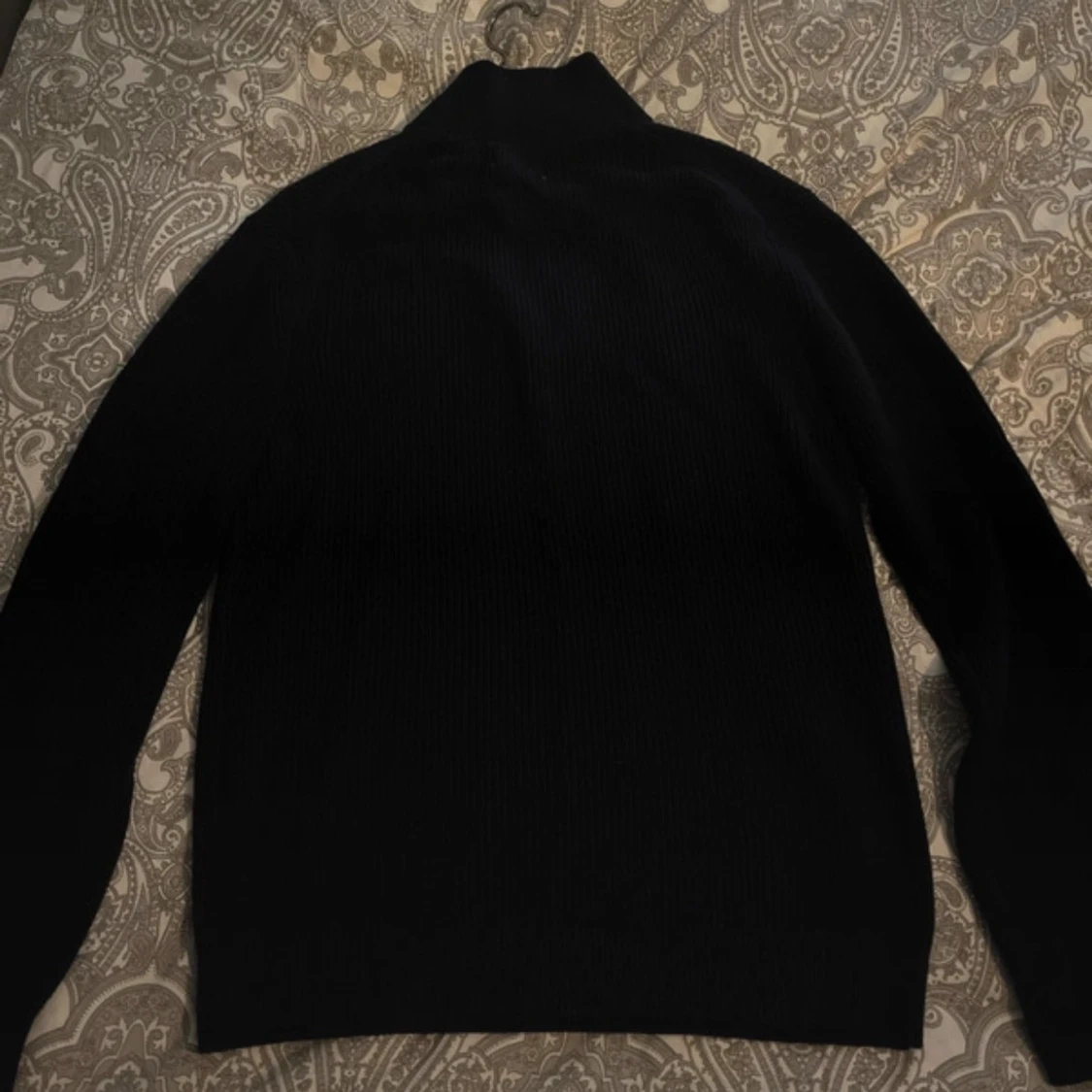 Mörkblå tröja med halv dragkedja från Brothers - 90