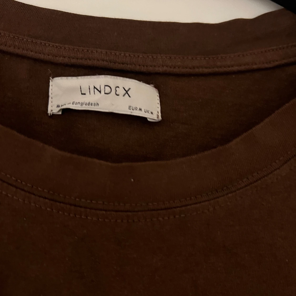 Brun t-shirt från Lindex - 2