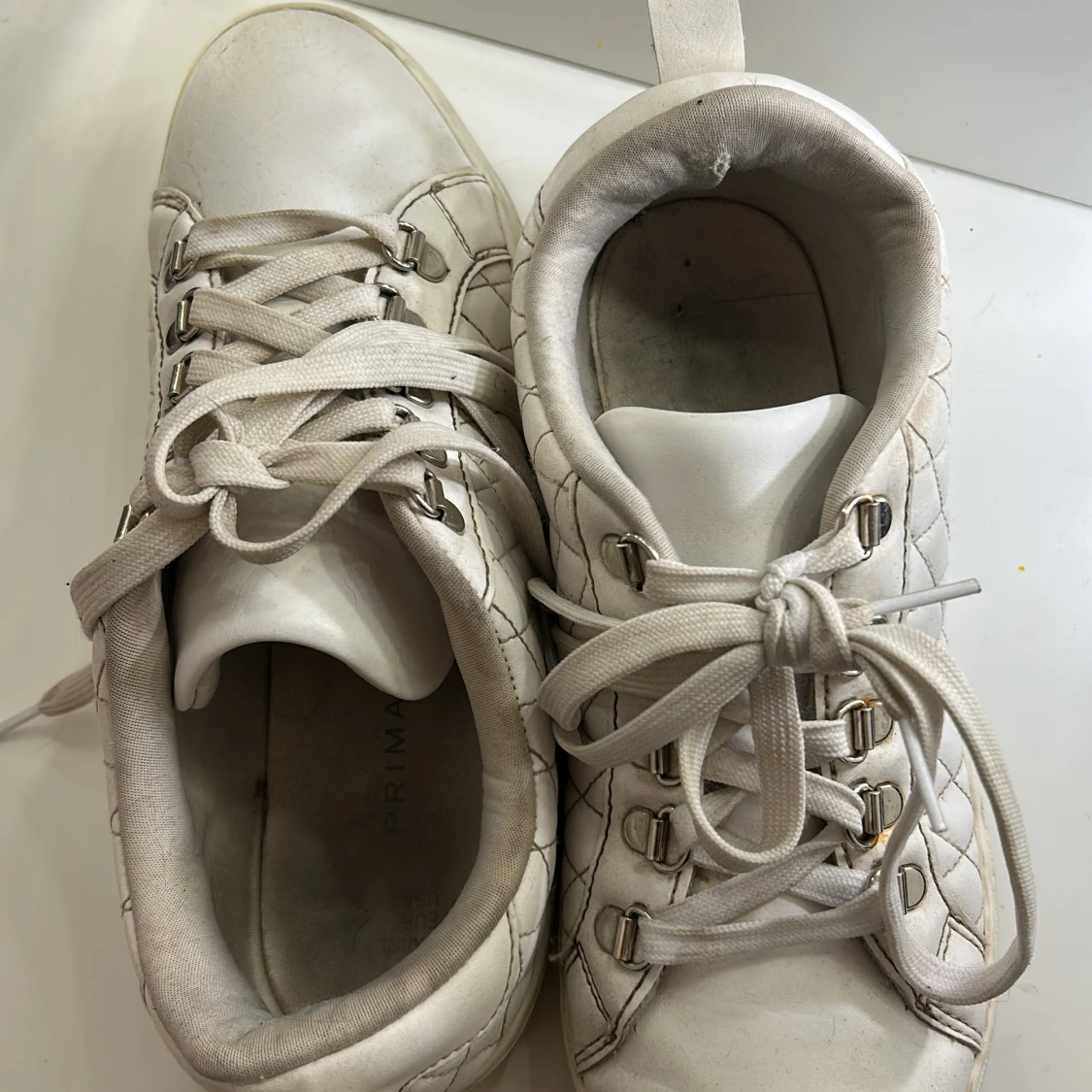  Sneakers med detaljer - 4