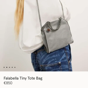 Falabella Tiny Tote Bag - Söker någon av dessa! Skriv vad ni har 