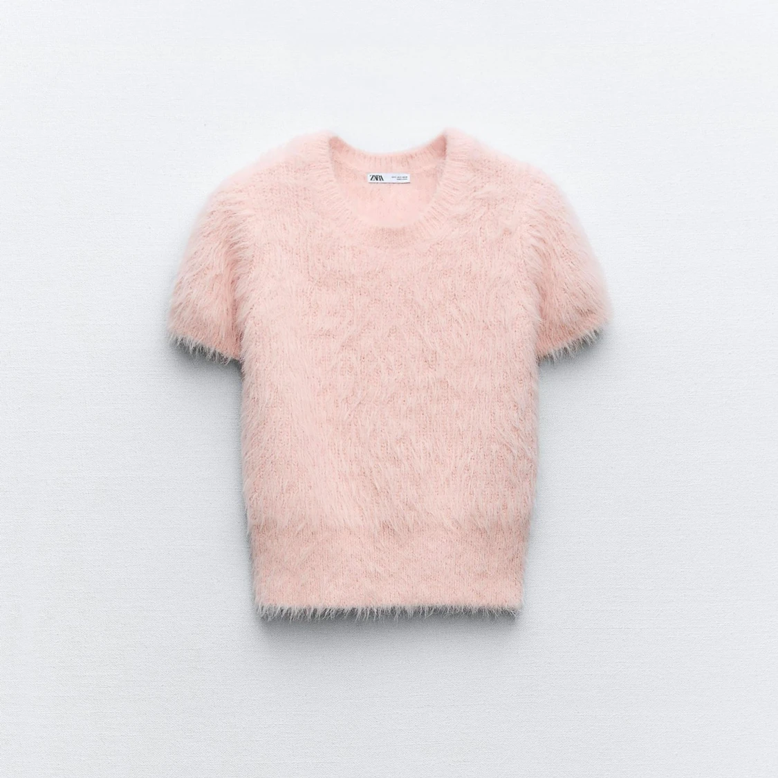 Rosa fluffig tröja från Zara
