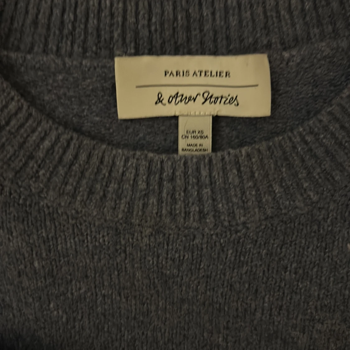 Grå stickad tröja från & Other Stories - 90