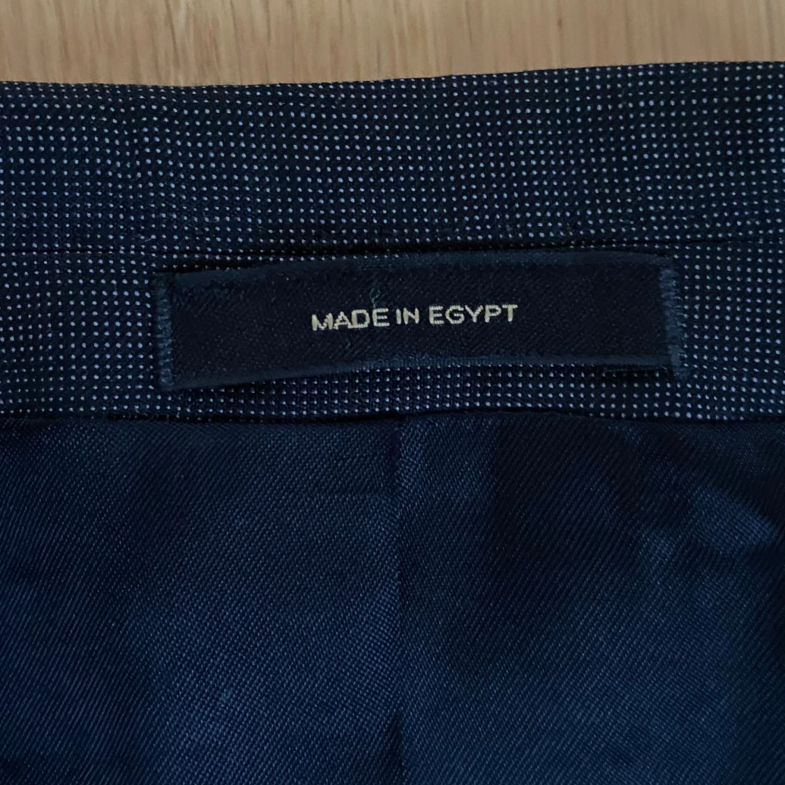 Mörkgrå kavaj från Massimo Dutti - 93