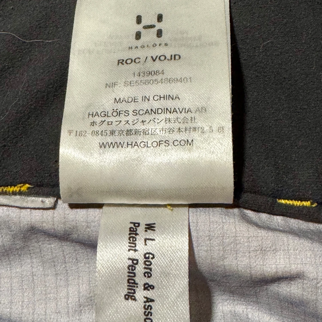 Gula GoreTex-byxor från Haglöfs - 91