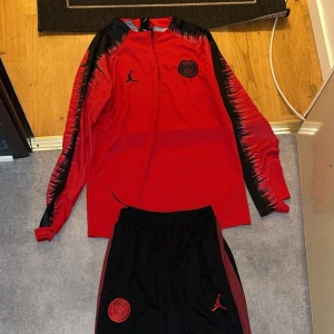 PSG x Jordan dress - Storlek S/M