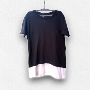 Number (N)ine double layer t shirt - Asfet o unik number nine tisha! Inget slitage 10/10 skick kom dm för mått elr om du har nån fråga🙏✌️📏