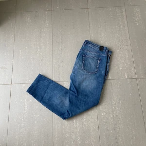 Replay jeans  - Säljer nu dessa replay jeans, skriv för fler bilder/frågor🙌🏼