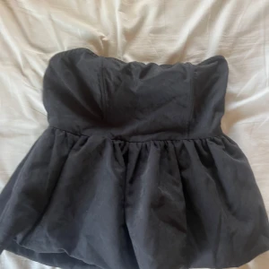 Volang topp - Säljer denna snygga volang topp, köp gärna med köp nu❤️